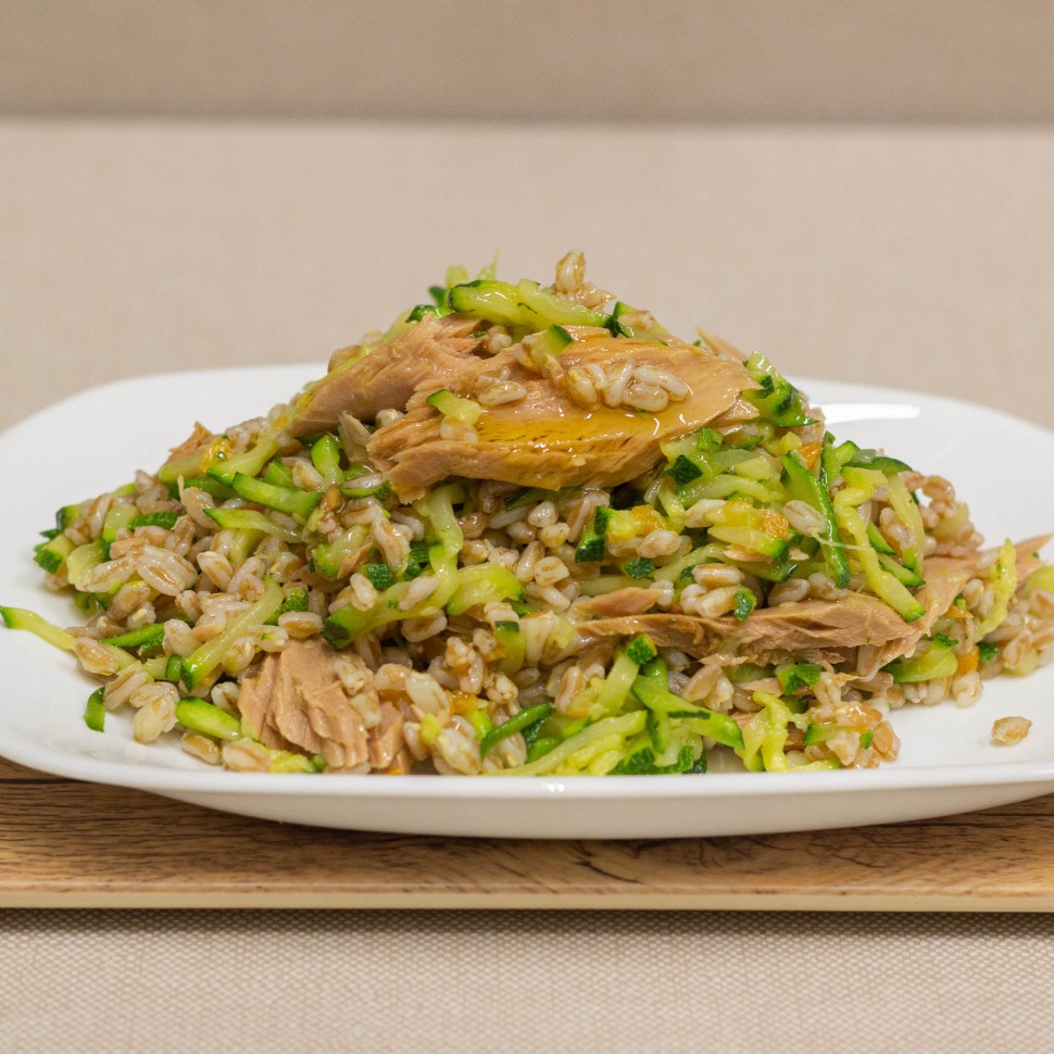 Farro con tonno e zucchine 300 gr.